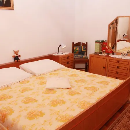 Raos Iva Apartment