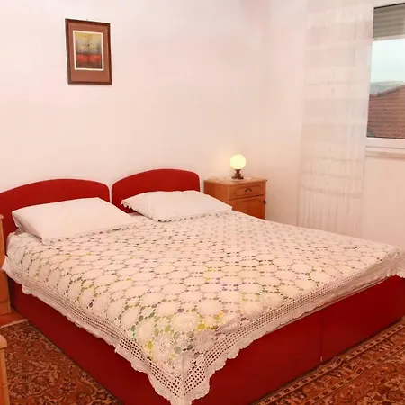 Raos Iva Apartment