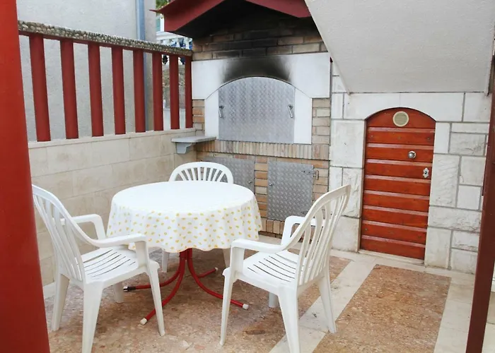 Raos Iva Appartement