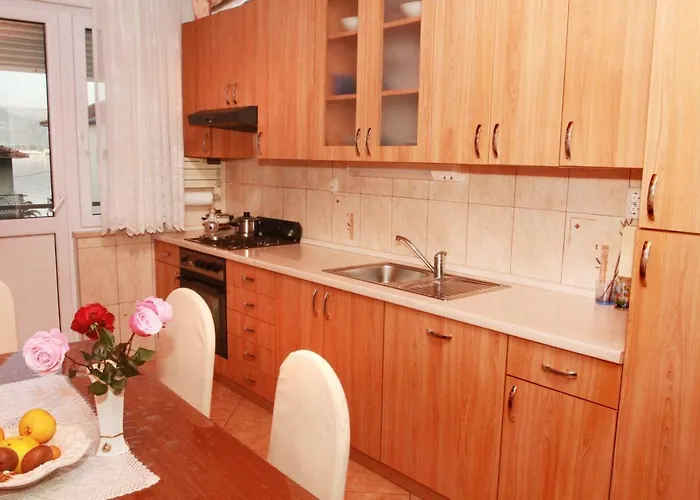 Appartement Raos Iva *